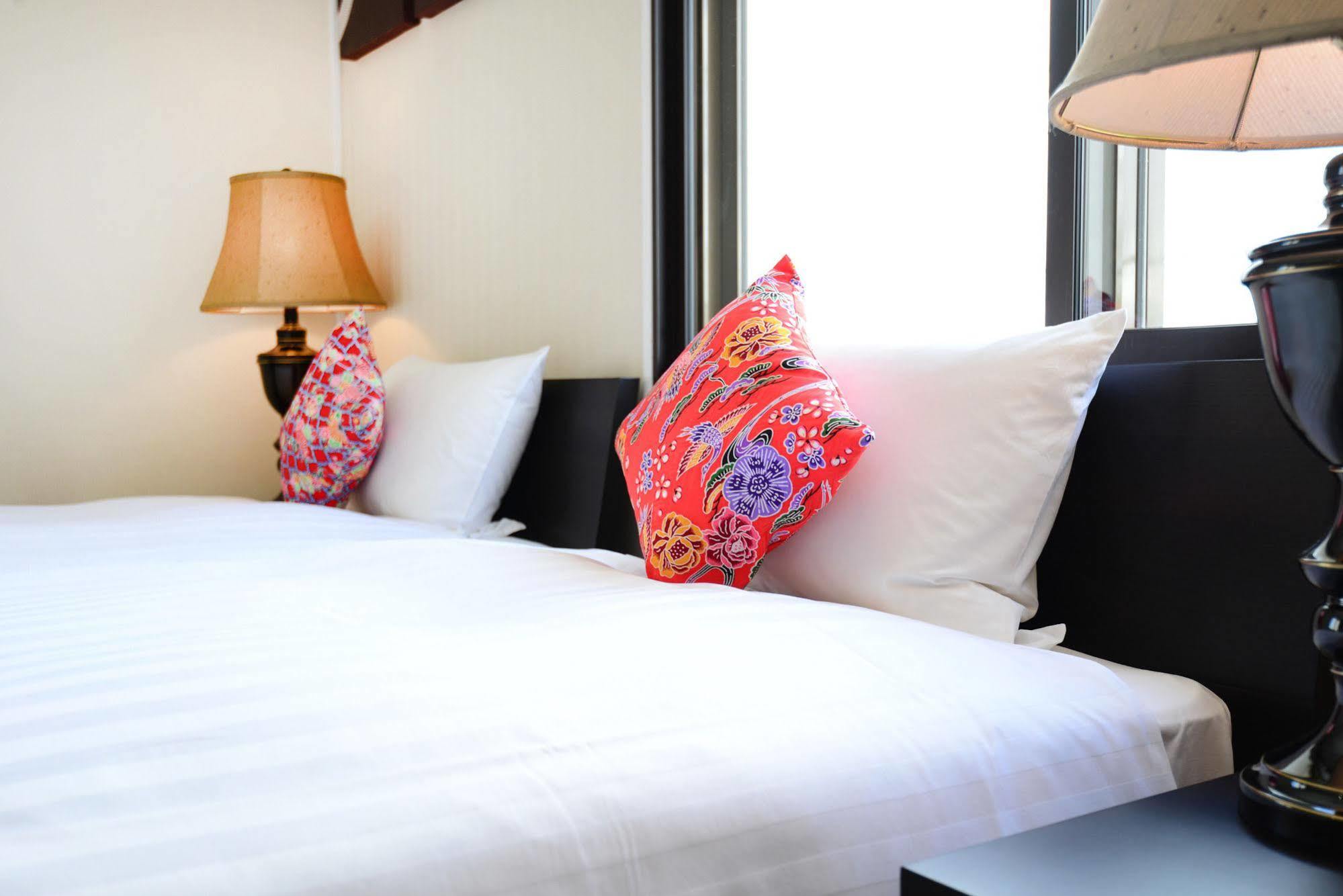 Centurion Hotel Resort Okinawa Nago City מראה חיצוני תמונה