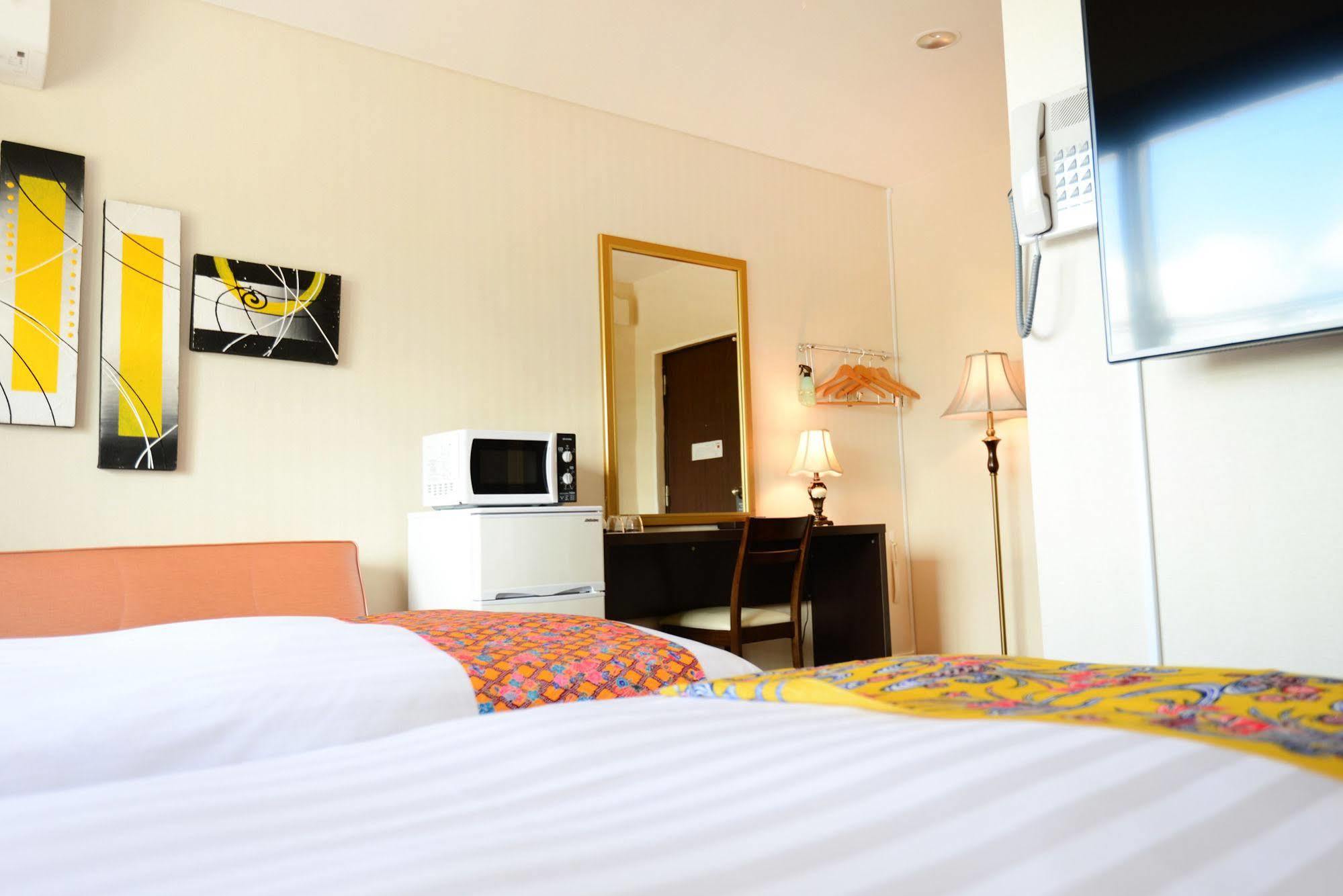 Centurion Hotel Resort Okinawa Nago City מראה חיצוני תמונה
